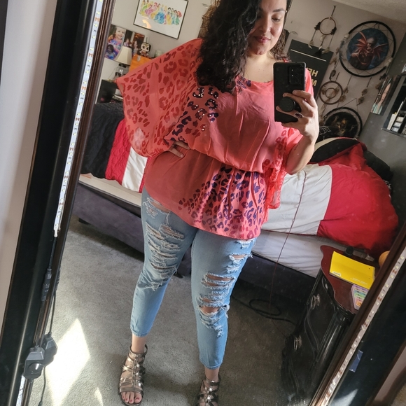 Meet your Posher, Ebony - Picture 3 of 16